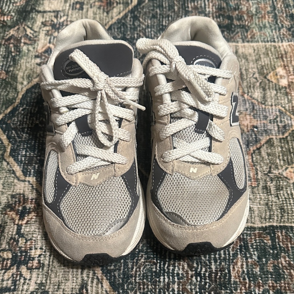 New Balance Kids Beige and Black Sneakers